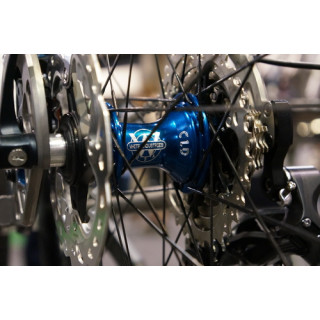 White Industries - CLD Centerlock Disc Rear Hub Shimano...
