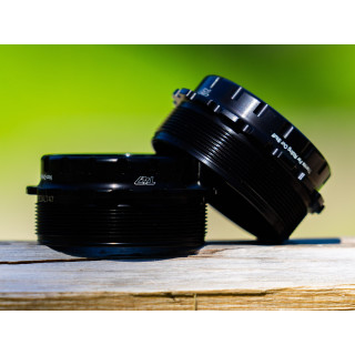 White Industries - T47 Externa Bottom Bracket - 22/24 mm GXP black
