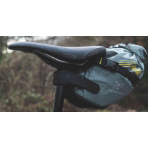Apidura - Backcountry Dropper Post Schelle + Satteltaschenadapter