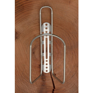 Tanaka - Oversize Flaschenhalter Dromedar "Eight Moves" - Edelstahl