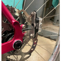 Velo Orange - E3 Rücklichthalterung für die Sattelstrebenmontage