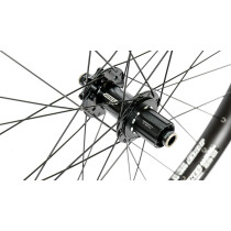 Jones - Spec Hinterrad Aluminum 50 mm 32 Loch mit...