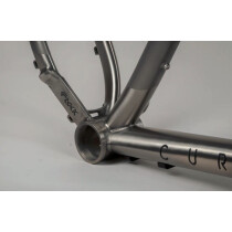 Curve Cycling - UpRock V2 Titanium Frame